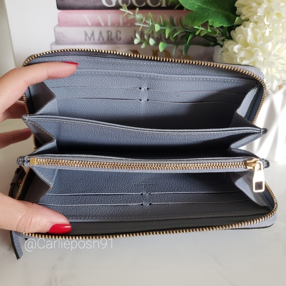 **SOLD** Authentic Pre-owned Louis Vuitton Blue Empreinte Zippy Wallet - Picture 5 of 16